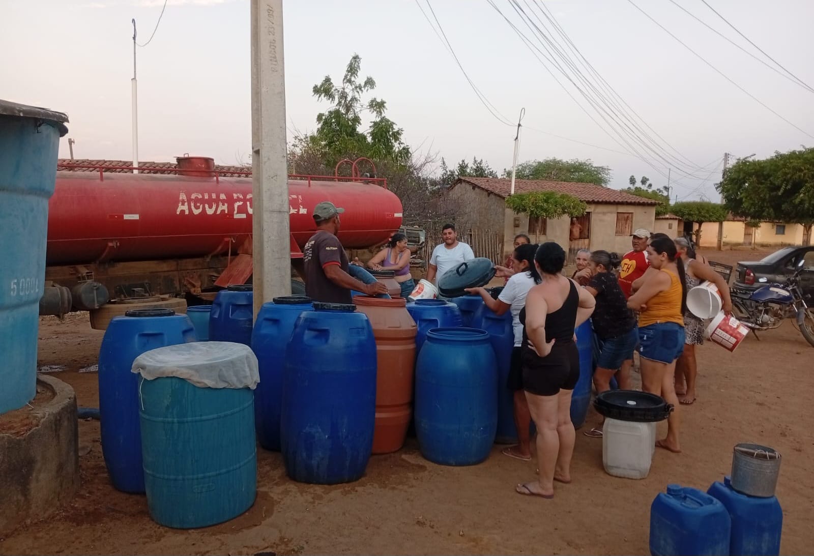 Comunidade de Matias, em Parnamirim, volta a cobrar soluções no abastecimento de água