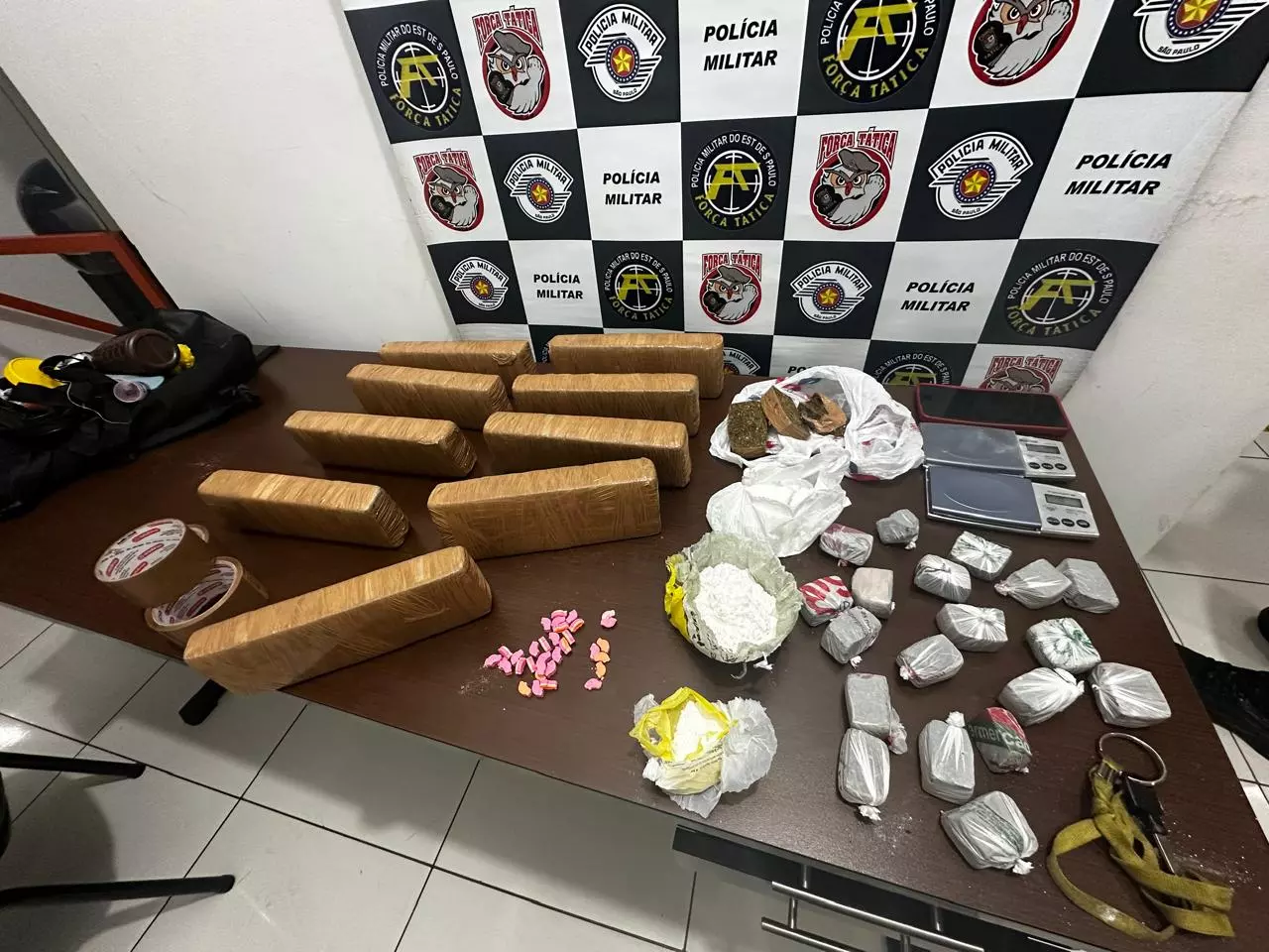 PM surpreende homem com maconha, cocaína e ecstasy em Tupã