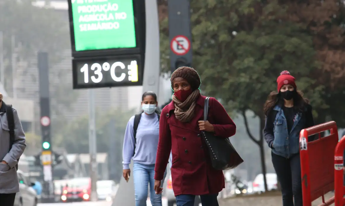 Defesa Civil emite alerta por queda de temperatura a partir de quarta-feira (11)