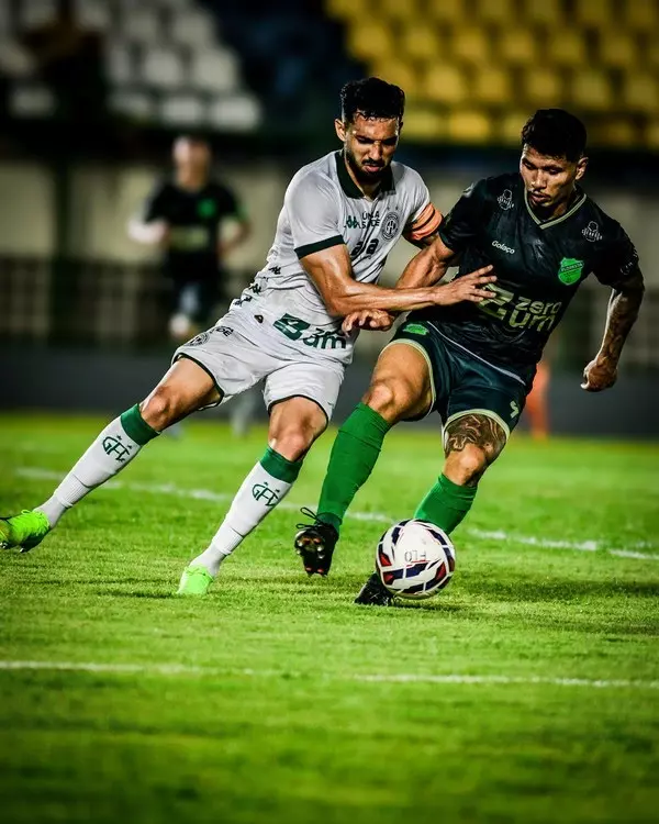 Empate sem gols e sem brilho entre Floresta e Guarani