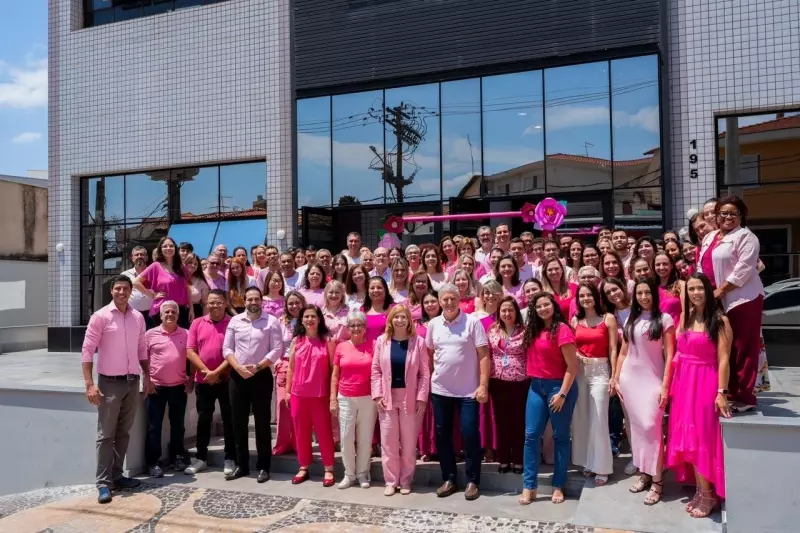 Servidores aderem ao rosa às quartas-feiras