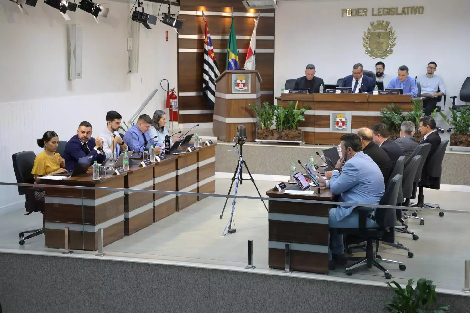 Câmara aprova lei que veta mudança de gênero em menores