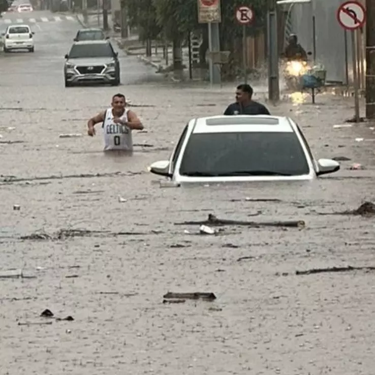 350 milhões em empréstimos que eram vistos pela população como uma solução para os alagamentos.