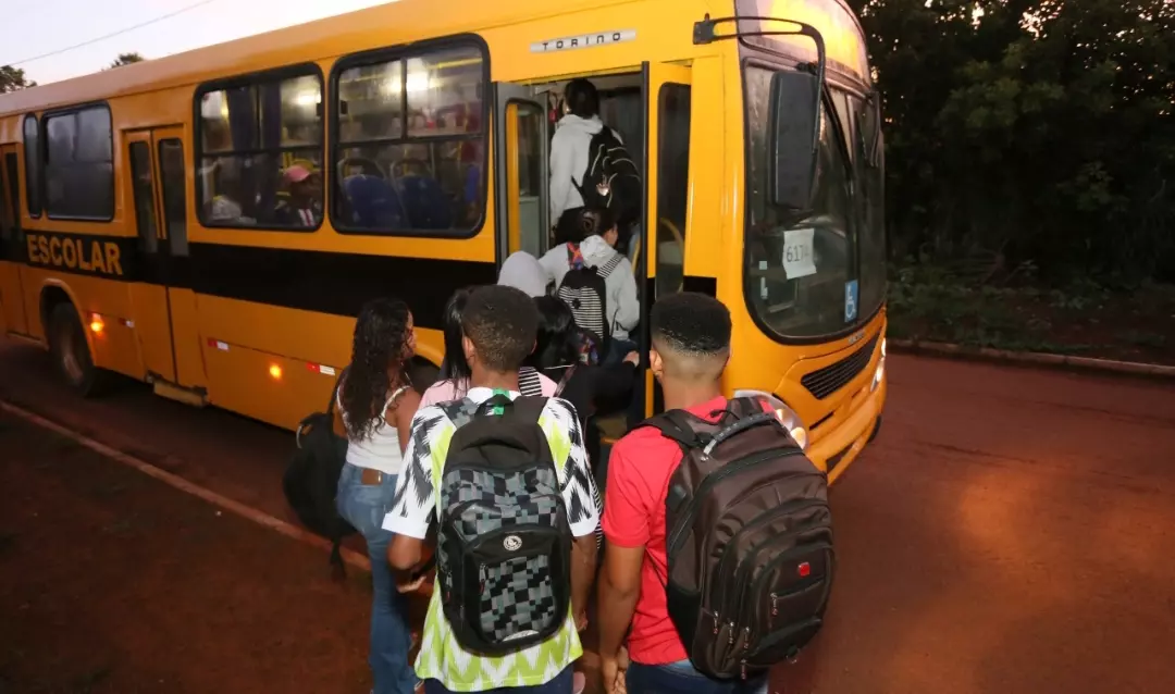 Ano letivo 2025 nas escolas estaduais do Tocantins, é marcado por manifestações e denúncias realizadas por pais