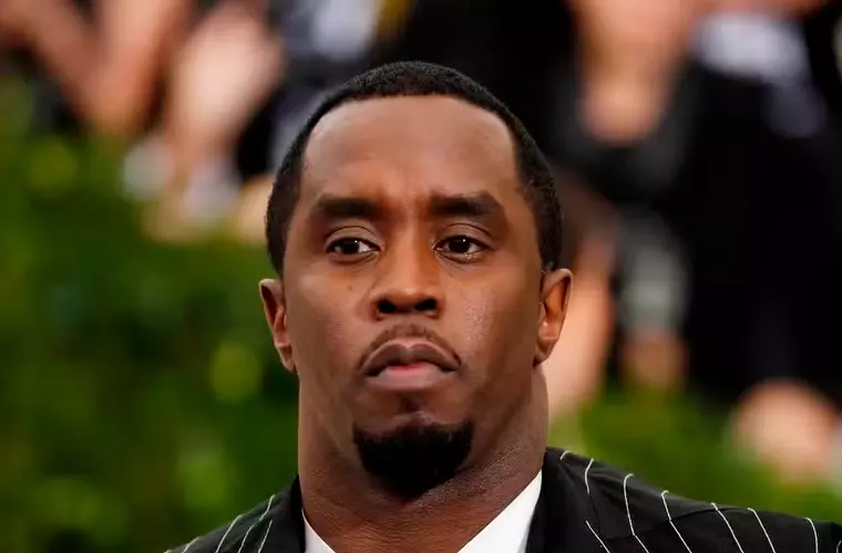 Uma ex-assistente revela como preparava os quartos de hotel para Sean “Diddy” Combs.