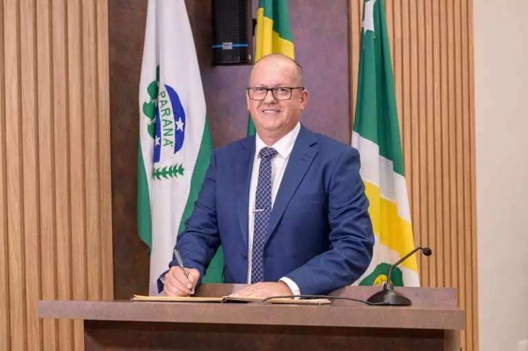 PATO BRANCO Géri Dutra suspende pagamentos por quatro meses