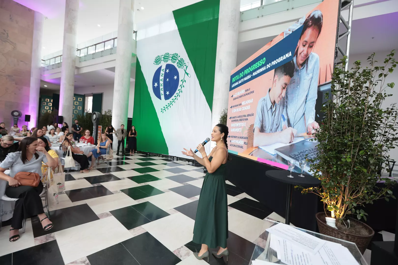 Encontro com 130 primeiras-damas fortalece diálogo entre Estado e municípios
