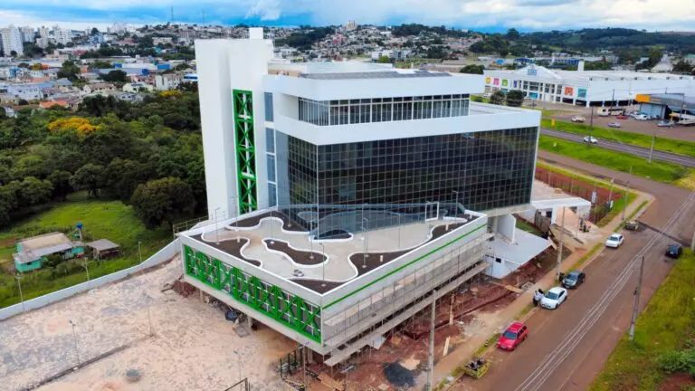 Obras da nova sede do Sicredi chegam a 98%
