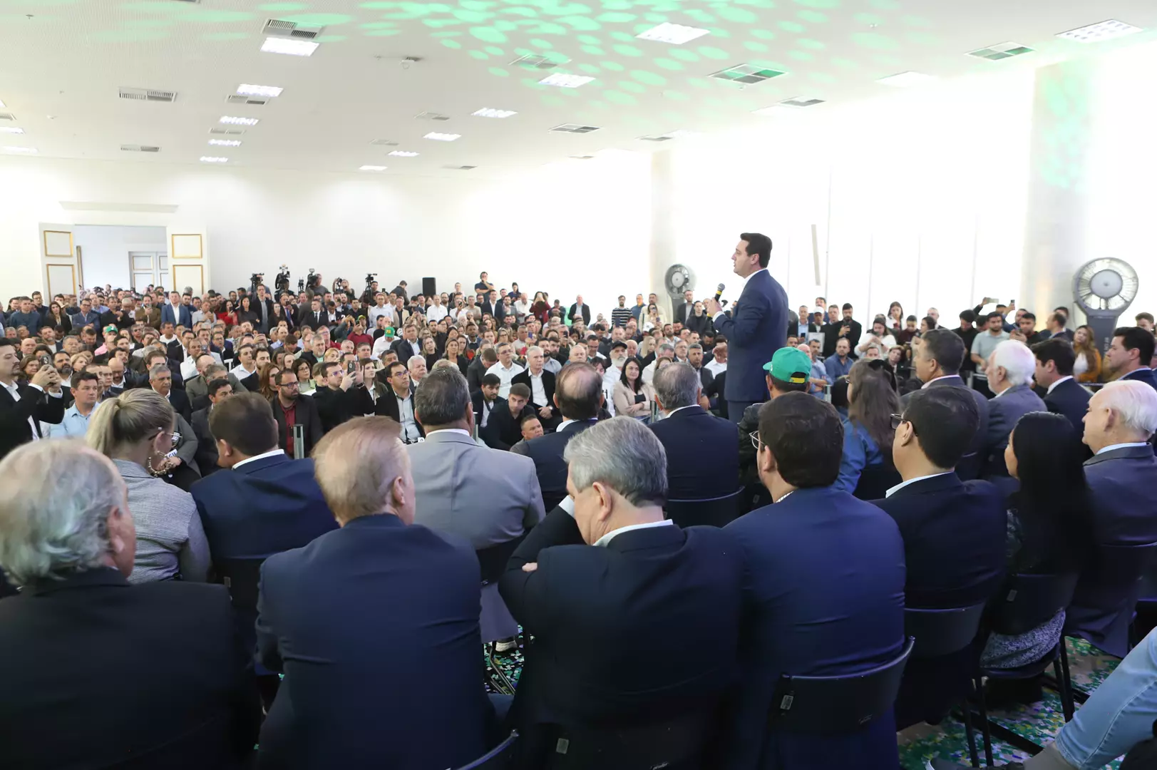 Cohapar e Sanepar vai levar banheiros a mais de 3 mil residências