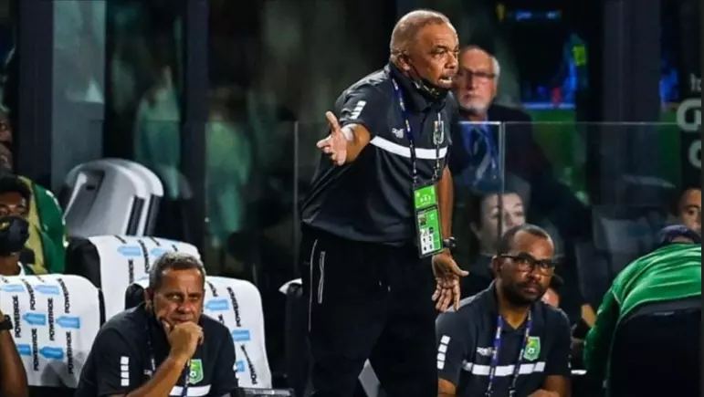 MÁRCIO MÁXIMO: Treinador brasileiro, na contramão da tendência!