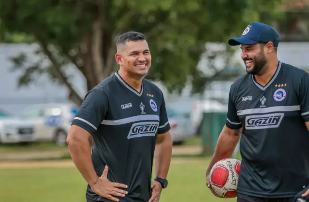 PAULO EDUARDO: Treinador leva o Porto Velho-RO, á final e pode ser bicampeão estadual!
