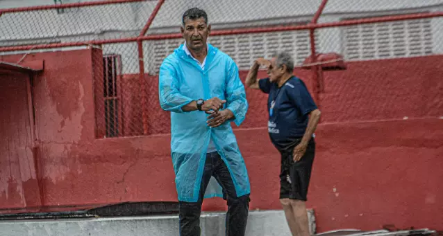 JOÃO CARLOS ÂNGELO: Bahia de Feira, goleou e segue invicto na série B do baiano!