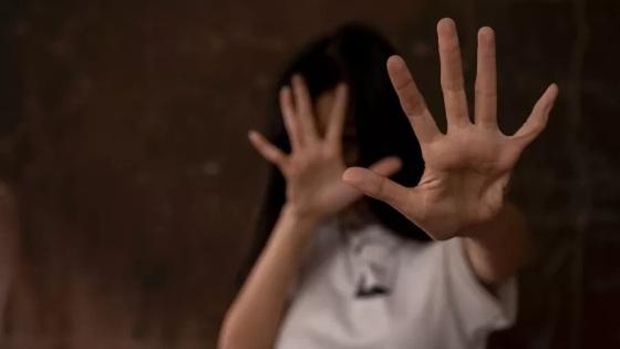 Mulher denuncia tio por estupra-la enquanto dormia