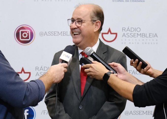 Saúde Araguaia - Centro de Hemodiálise de Água Boa reduzirá sofrimento no tratamento a pacientes do Araguaia, diz Dr. Eugênio