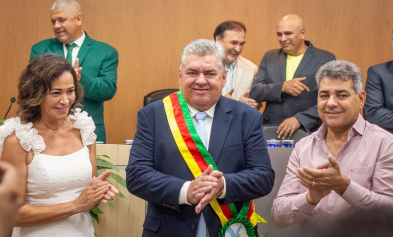Dr. Adilson toma posse e promete gestão humanizada no segundo mandato em Barra do Garças