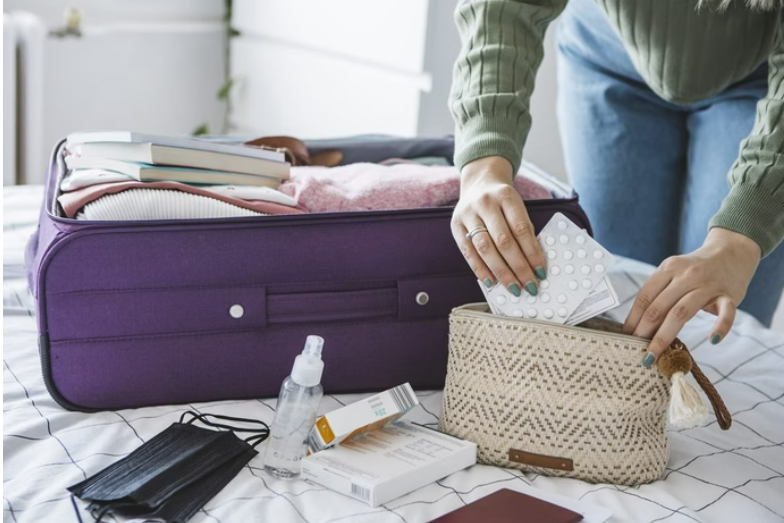 Médico lista medicamentos que você deveria levar em todas as viagens