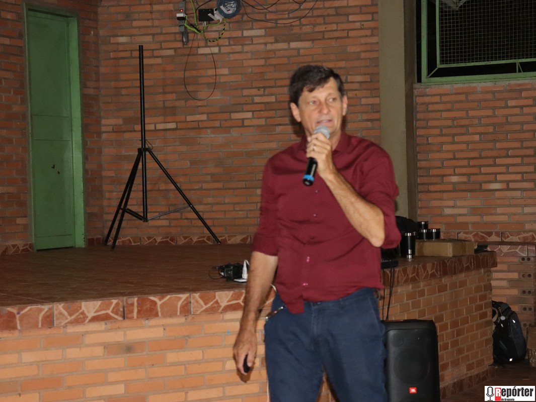 Presidente da Sicredi Araxingu marca presença em Assembleia de São Félix do Araguaia, apresenta números e metas para 2025