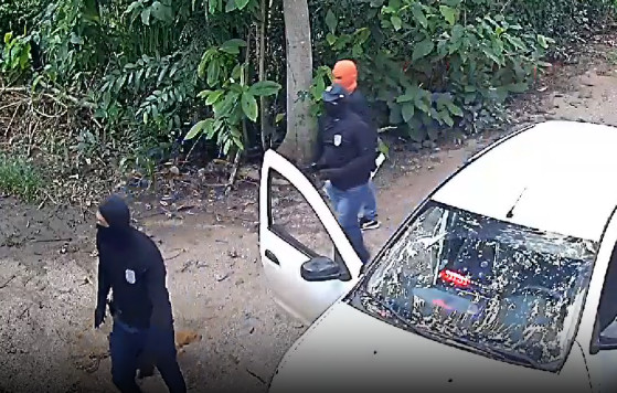 Saiba quem é o 'pastor do CV' e como funciona esquema de extorsão aos comerciantes