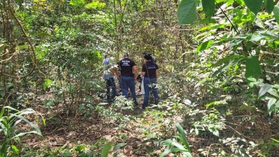Corpo com sinais de tortura é encontrado com as mãos e pés amarrados em matagal