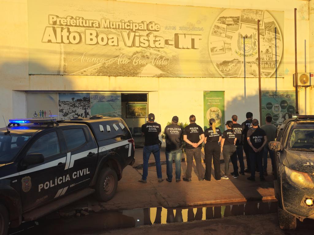 Vergonha nacional em Alto Boa Vista: Prefeitura virou escória pública, prédio parece cenário de guerra e esquema de corrupção expõe o abismo entre o poder e o povo - Direito de Resposta anexada abaixo da matéria.