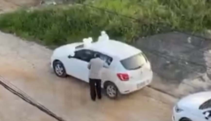 Noiva é flagrada com maquiador dentro de carro horas antes do casamento