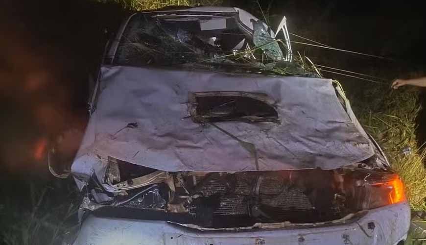 Motorista morre e passageiro fica ferido após carro capotar em rodovia de MT