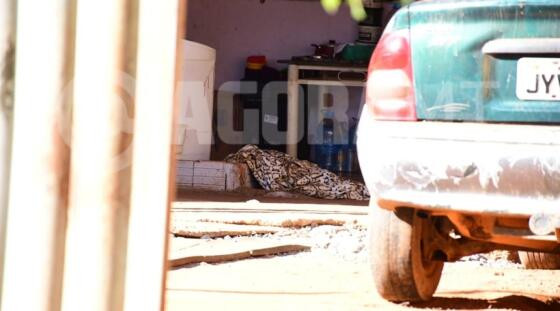 Membros de facção criminosa invadem casa e matam homem a tiros