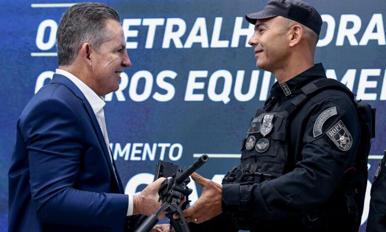 “Só as Polícias de Mato Grosso e de São Paulo têm armas desse nível”, destaca Mauro Mendes