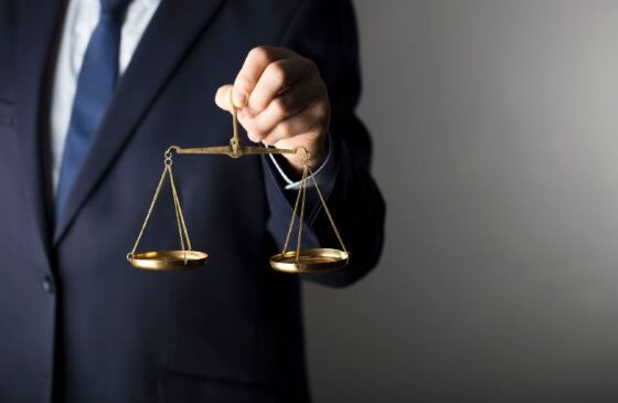 Advogado é intimado pela Justiça a regularizar defesa sob pena de sanção ética