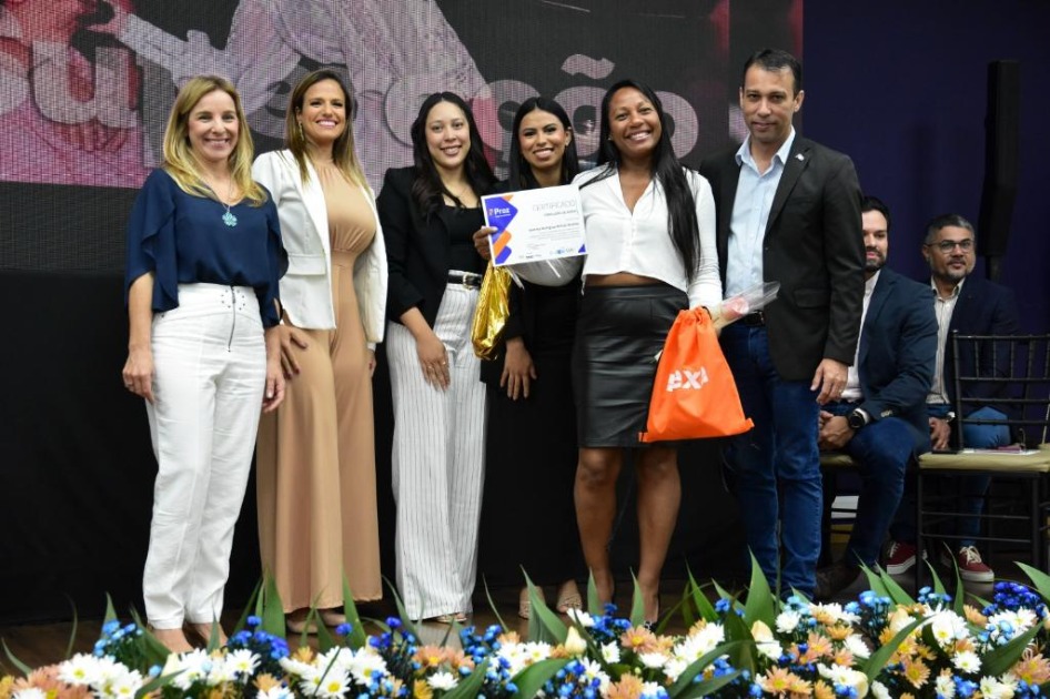 Governo de MT forma 16 mulheres em tecnologia por meio do programa SER Família Mulher idealizado por Virginia Mendes