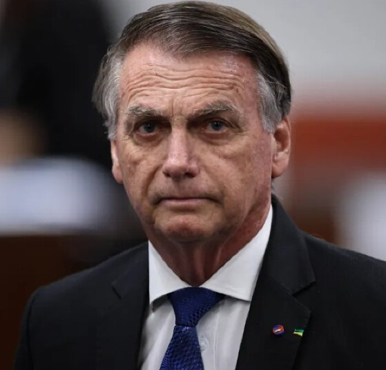 Com voto de Dino, placar para condenar Bolsonaro e mais sete por golpe é de 2 a 0