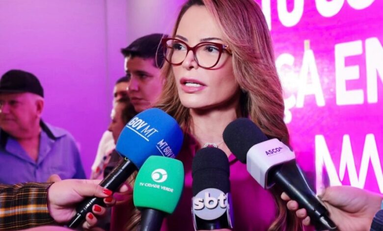 “Precisamos de mulheres na política sem mancha no passado”, afirma primeira-dama de MT