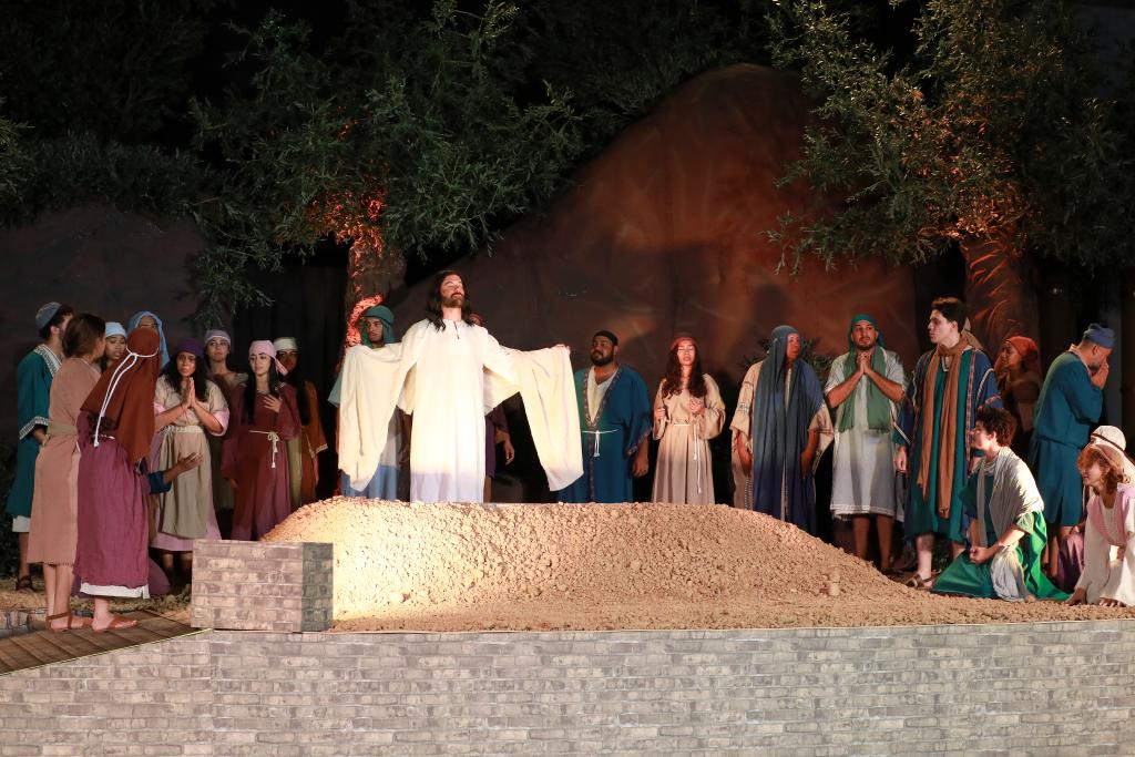 Governo de MT abre Auto da Paixão de Cristo com programação gratuita na Arena Pantanal