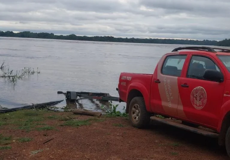 Homem desaparece após pular nas águas do Rio Mamoré