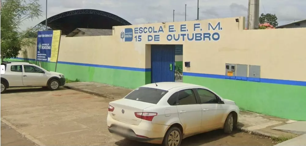 Deputado Delegado Lucas solicita reforma e ampliação de banheiros em escola de Campo Novo