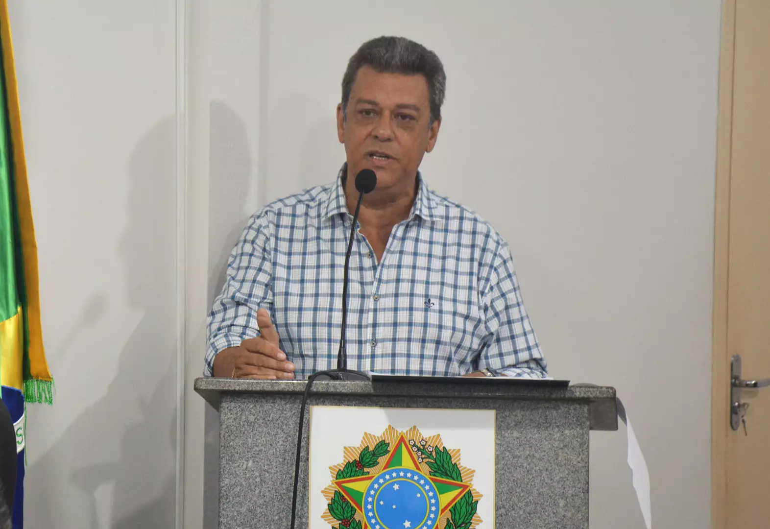 PREFEITO IVAIR ANUNCIA PACOTE DE OBRAS NO VALOR DE R$ 15 MILHÕES
