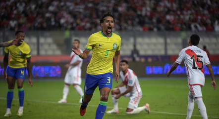 Marquinhos marca aos 45 do segundo tempo, e Brasil vence o Peru pelas Eliminatórias