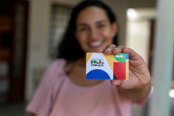Bolsa Família de maio começa ser pago a mais de 20,46 milhões de famílias