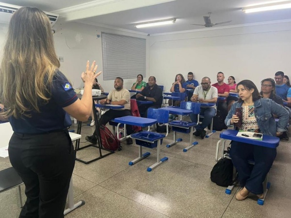 Detran promove 1º Curso de Formação de Instrutor de Trânsito para professores da Rede Estadual