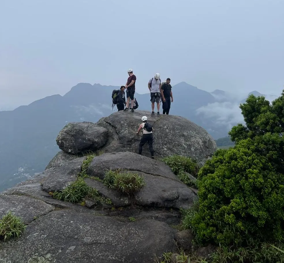 Turista de MT grava momento em que raio cai e mata guia durante passeio