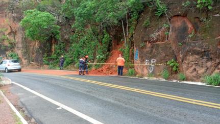 Governo proíbe tráfego de veículos de carga na MT-251, em Chapada