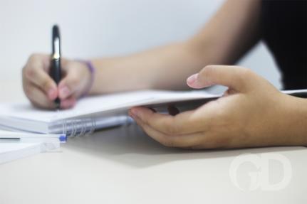 Concursos e seletivos abertos pagam até R$ 16 mil em MT