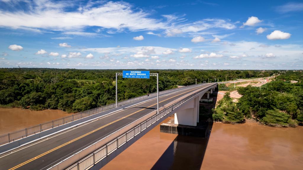 Governo inicia instalação de iluminação pública de nova ponte sobre o Rio Cuiabá