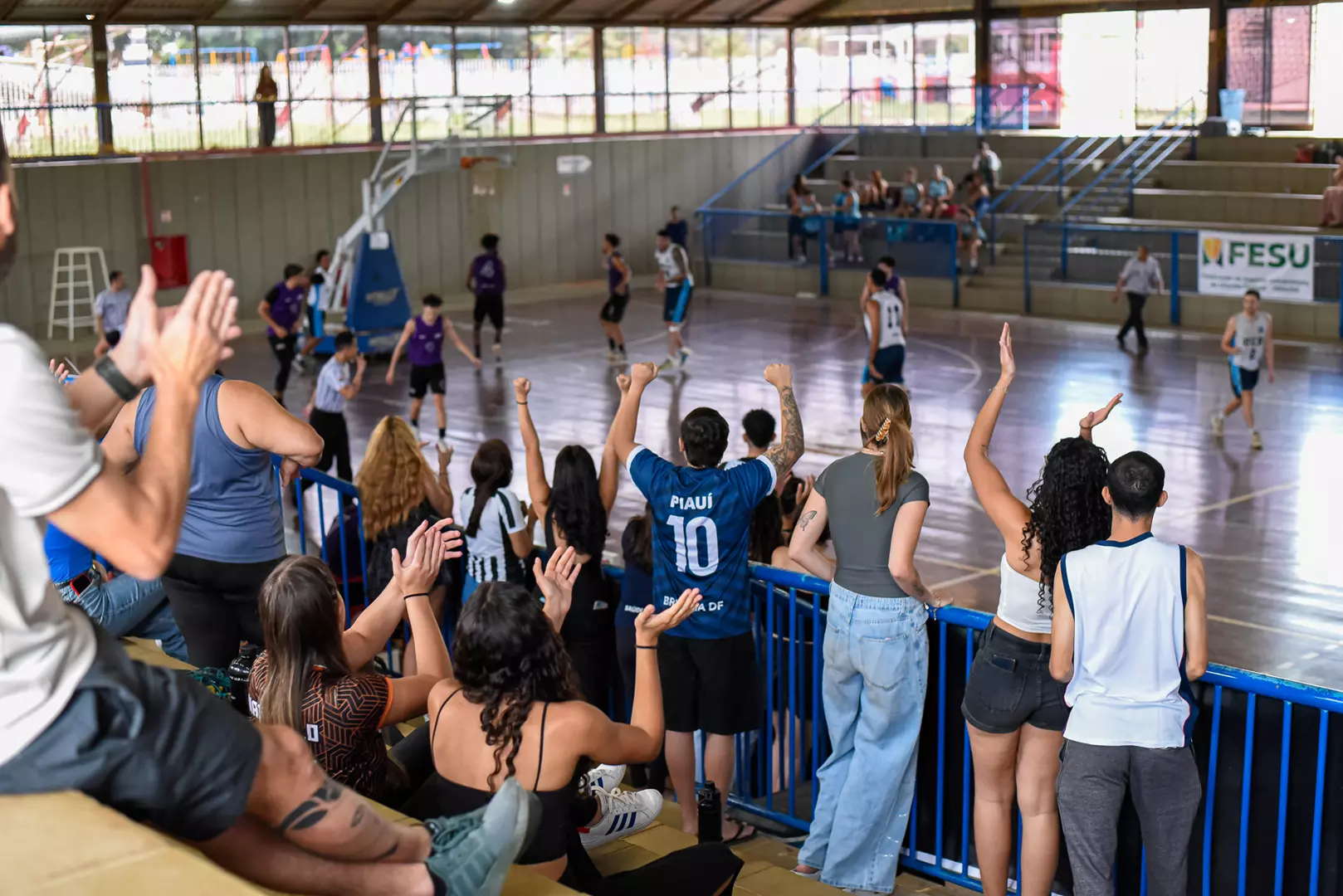 Começaram as modalidades coletivas do JUDF 2025: emoção e rivalidade em quadra!