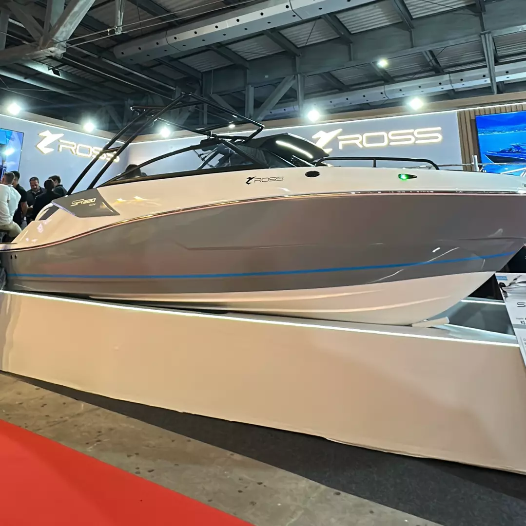 SR 220 ICON R$229.000,00