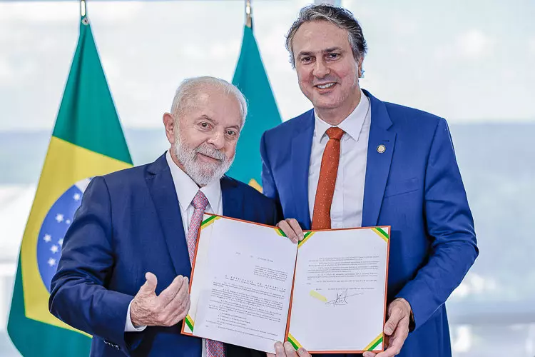 Lula sanciona programa que cria poupança para alunos do ensino médio