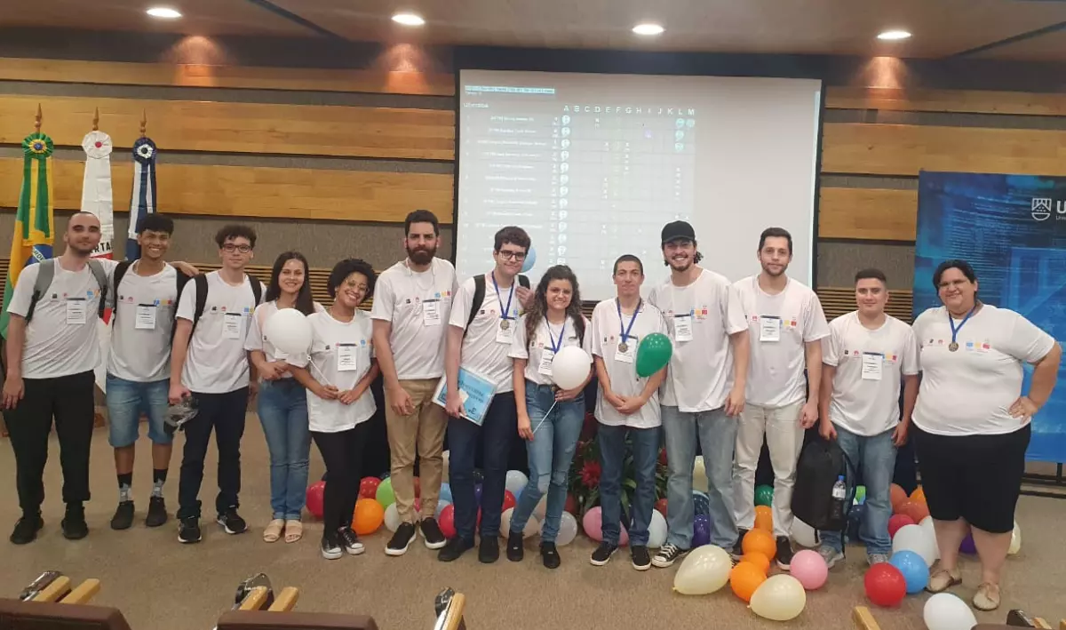 Estudantes do Campus Patrocínio participam de Maratona Regional de