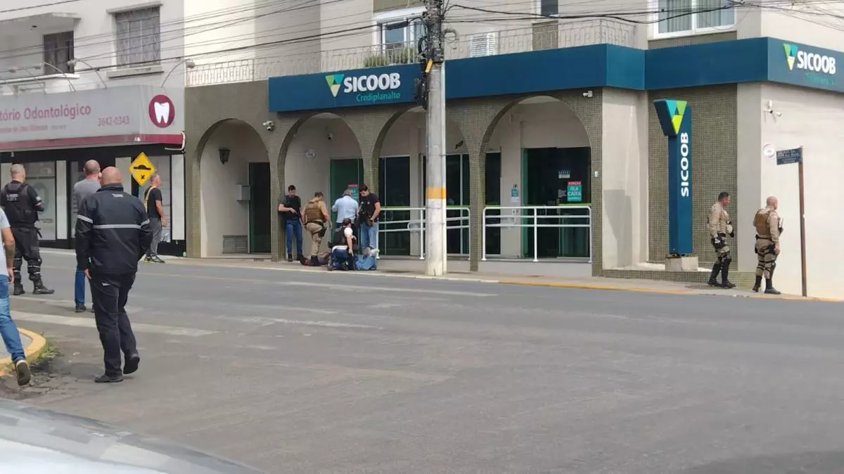 Mentor de roubo a uma cooperativa de crédito em Mafra é condenado a 32 anos de prisão
