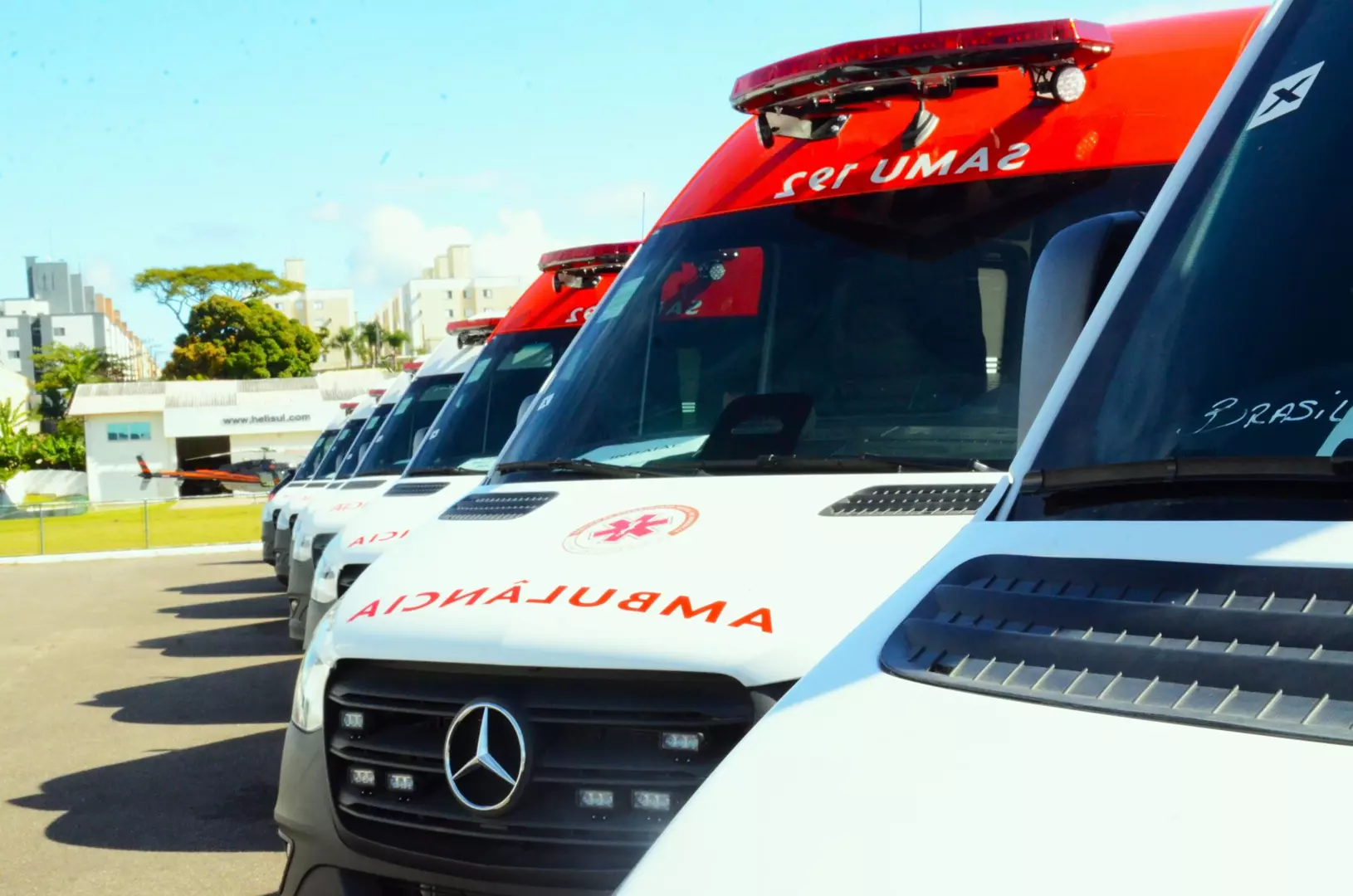 Mafra recebe novos veículos para atendimento e transporte de pacientes