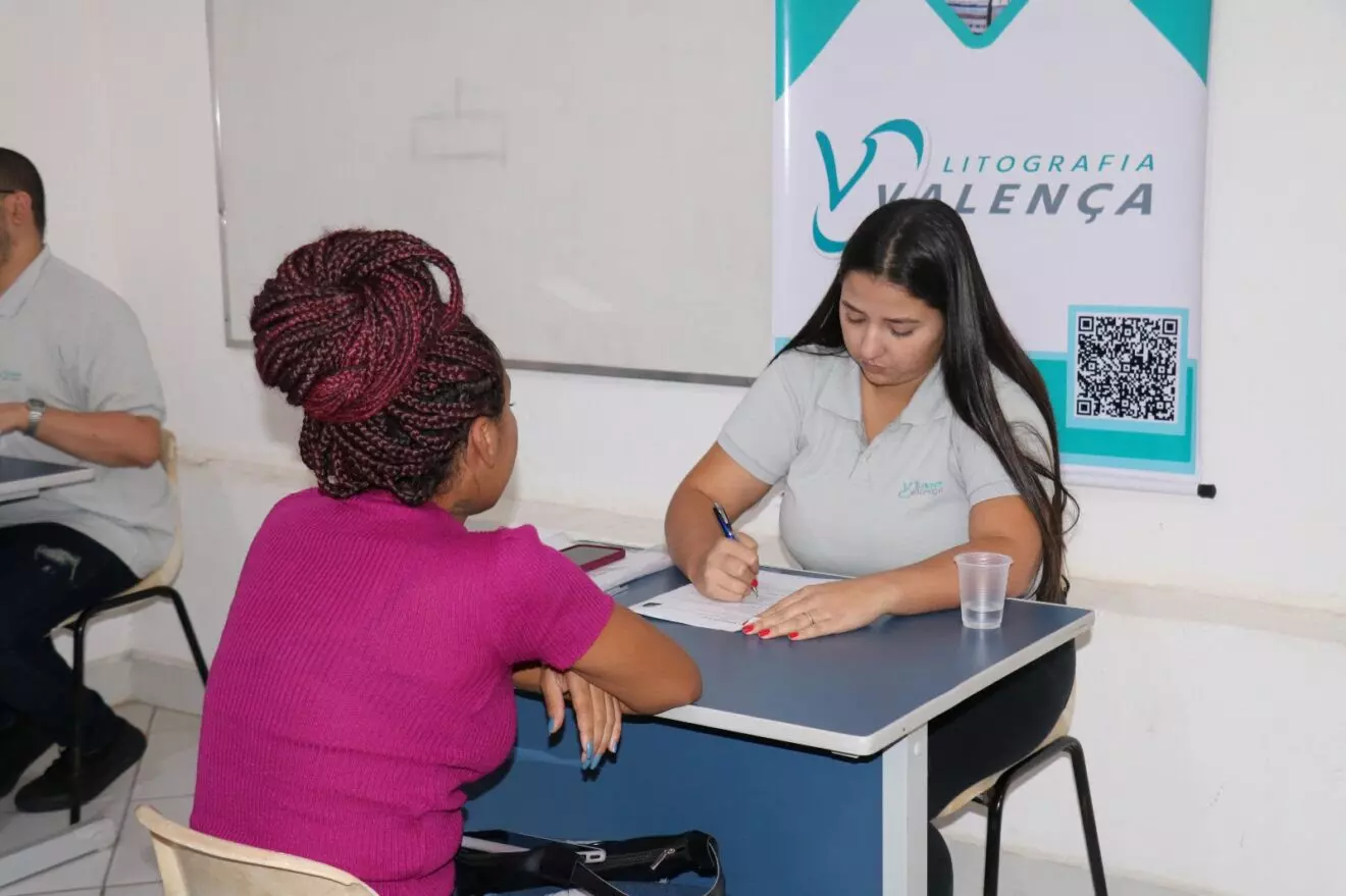 Prefeitura e Litografia Valença realizam entrevistas de emprego através de parceria em Quatis